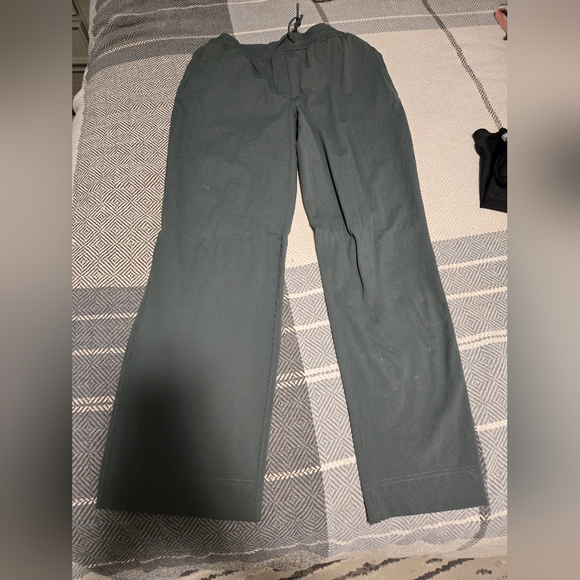 Lululemon pants - Picture 1 of 4